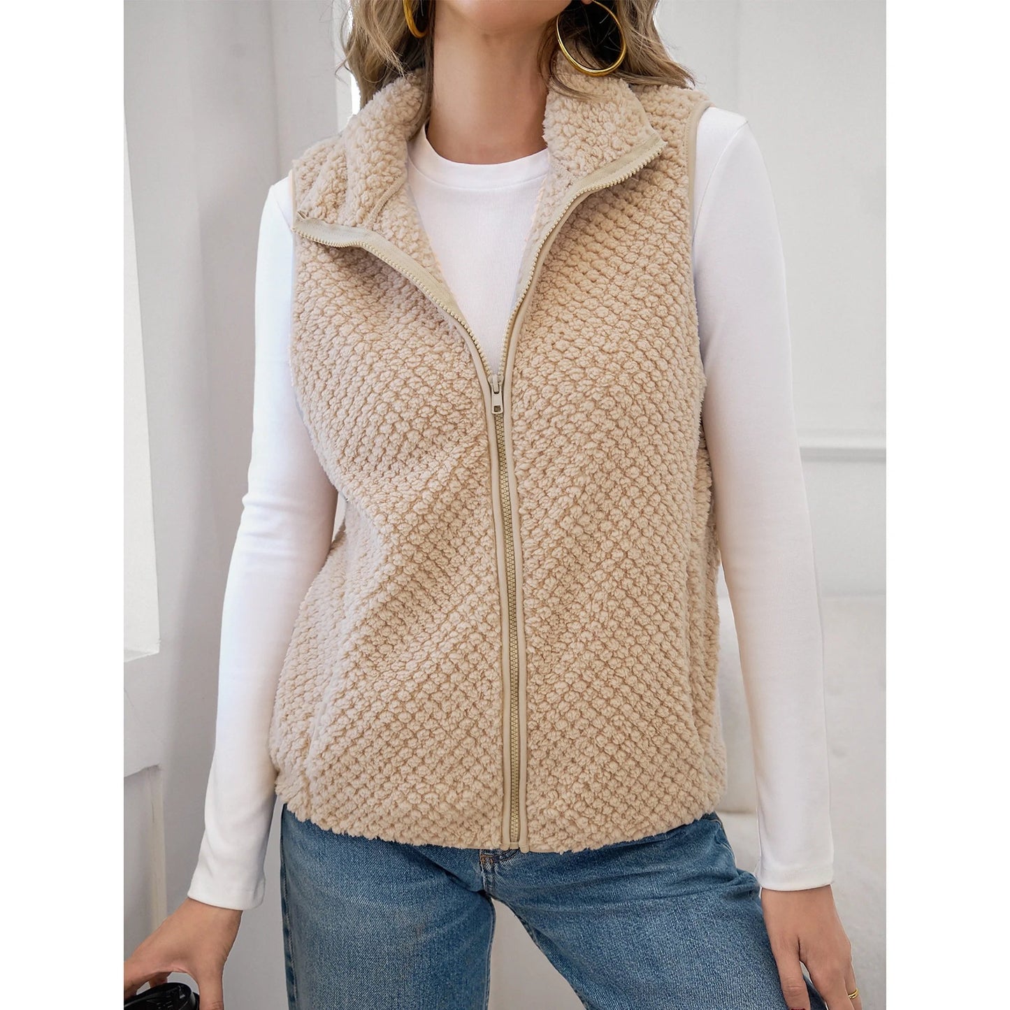 WQD Womens Sherpa Fleece Vest Lightweight Sleeveless Zip Up Jacket with Pockets Cozy Fuzzy Outerwear for Fall Winter Layering