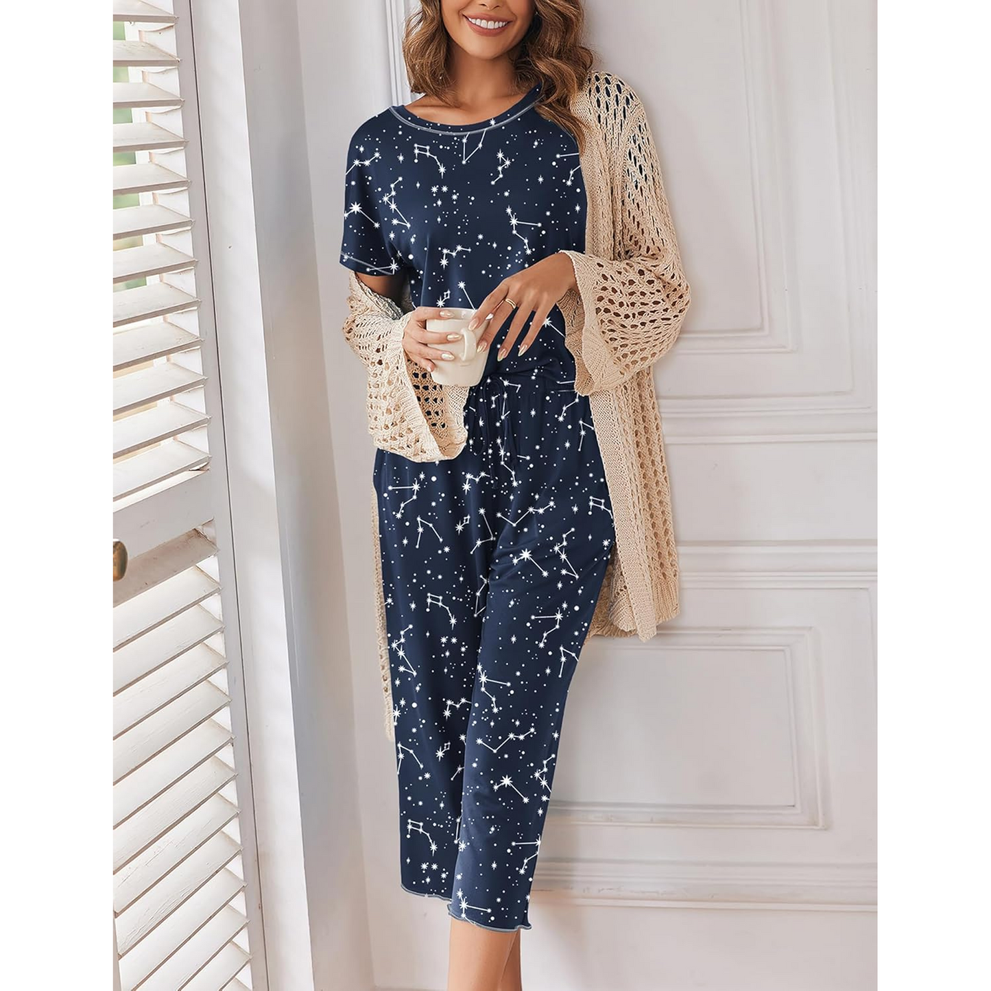 WQD Womens Pajama Sets Pj Set Floral Print Short Short Sleeve Top With Capri Pants Sleepwear 2 Piece Loungewear with Pockets