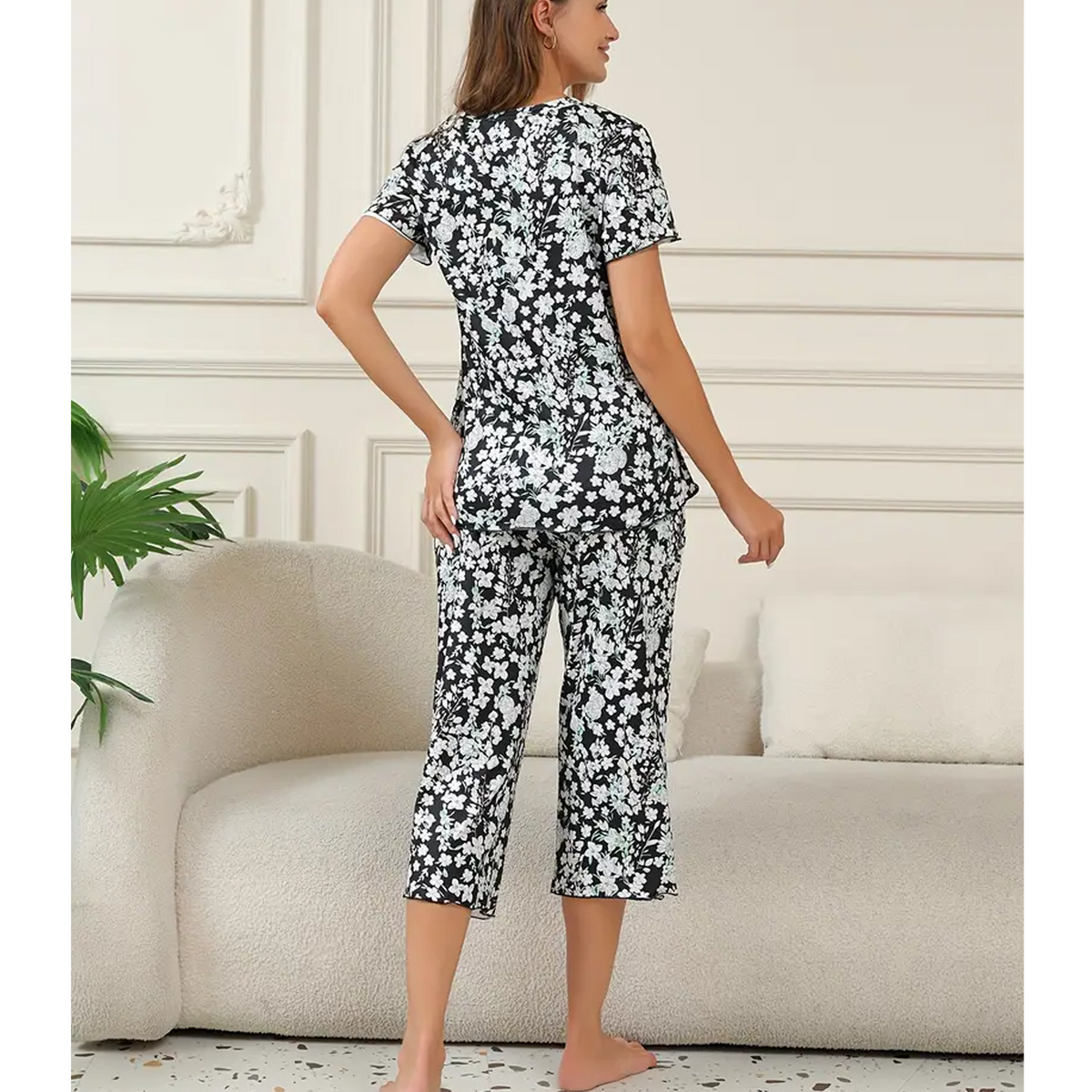 WQD Womens Pajama Sets Pj Set Floral Print Short Short Sleeve Top With Capri Pants Sleepwear 2 Piece Loungewear with Pockets