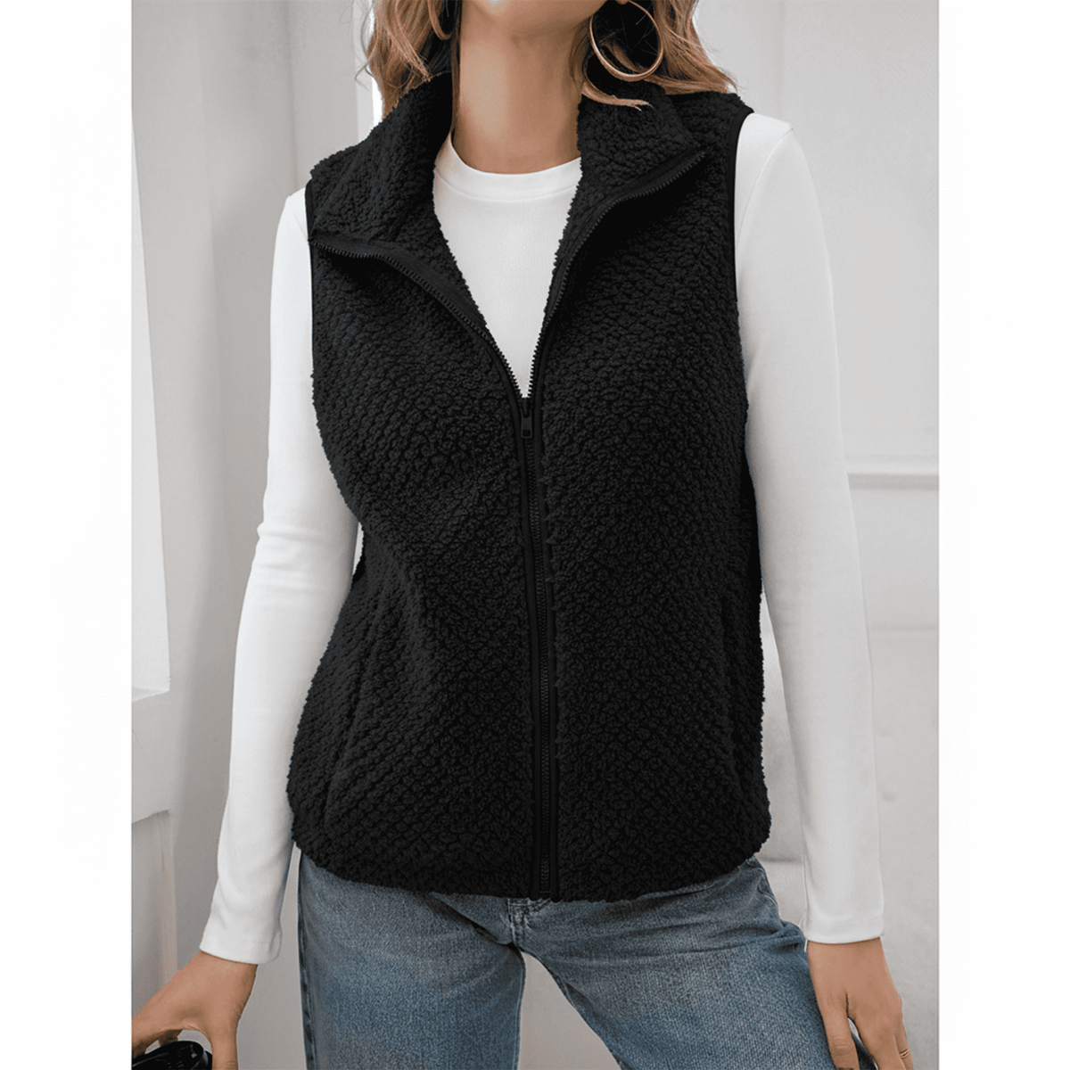 WQD Womens Sherpa Fleece Vest Lightweight Sleeveless Zip Up Jacket with Pockets Cozy Fuzzy Outerwear for Fall Winter Layering