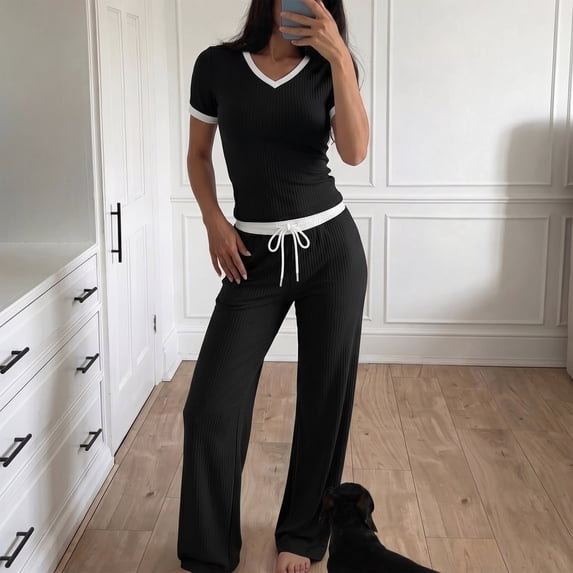 Women's 2 Piece Lounge Set V Neck Short Sleeve Top and Wide Leg Pants with Pockets Casual Travel Outfit for Vacation Airport Work from Home