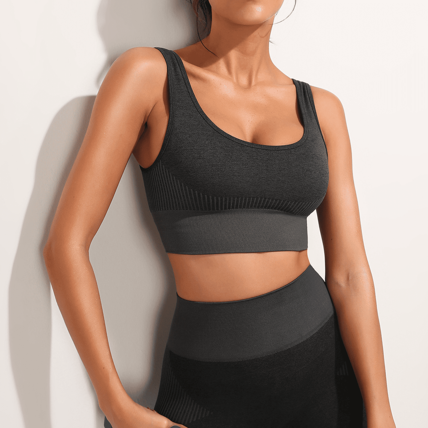 WQD 2 Pack Yoga Sports Bras for Women High Impact Padded Wirefree Seamless Support for Yoga Running Training Gym Workouts