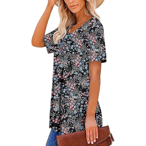 Women’s Short Sleeve Floral Tops Summer Casual Loose Fit Tunic Shirts Button Detail Flowy Blouses for Leggings Jeans Daily Wear